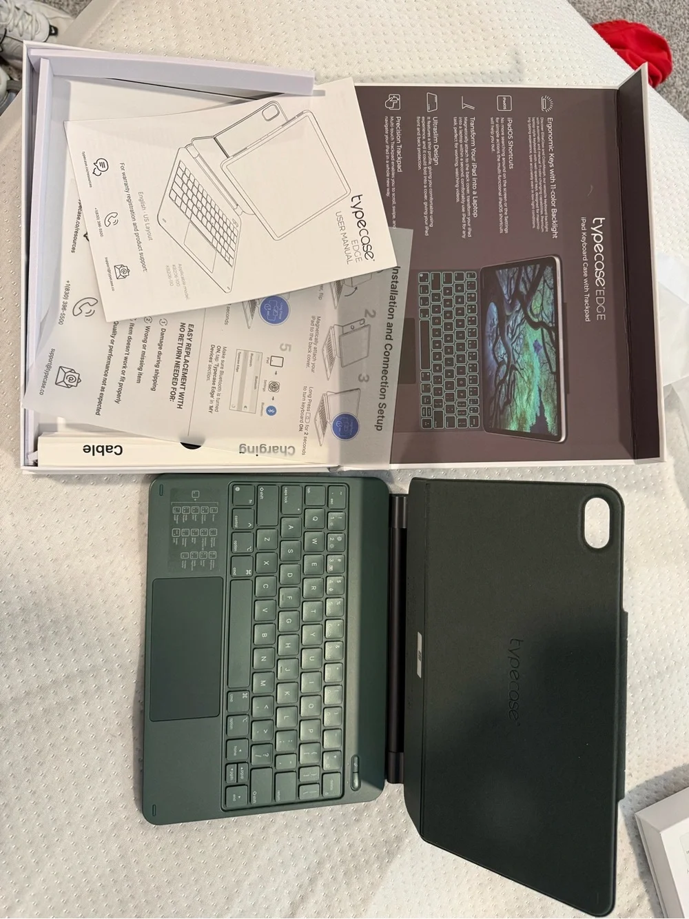 Typecase Midnight Green Keyboard Case for iPad A16 with Magnetic Floating Stand